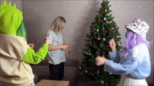 УЛЕЙ украшают ёлку! *Полное видео*