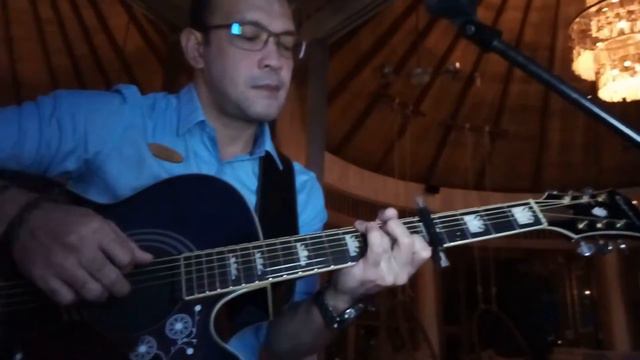 Epiphone ej 200 sce demo (live performance) True Colors by Cindy Lauper смотреть онлайн