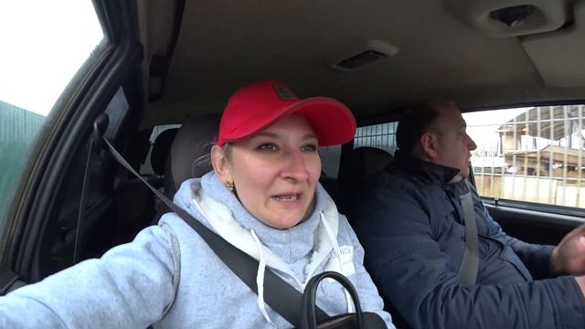 Влог: Продолжаем работать / Посадили жимолость и малину. смотреть онлайн