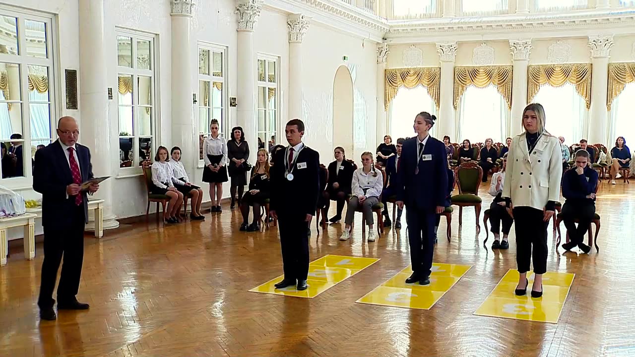 В Костроме состоялся финал XI регионального этапа Телевизионной олимпиады «Умницы и умники»