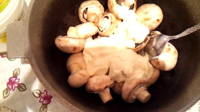 Шашлык из шампиньонов. Нежный и оригинальный. смотреть онлайн