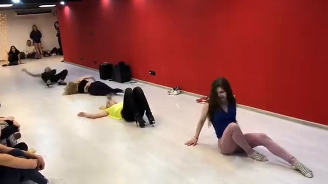 Алинка малинка пошла танцевать. Видео 2 смотреть онлайн