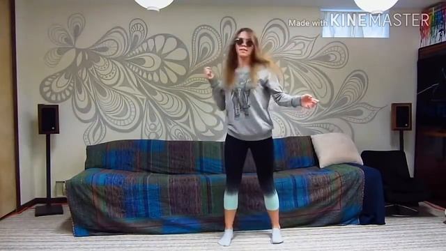 Ана танцует под самые клансныеэ песни смотреть онлайн