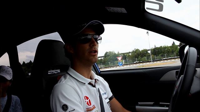 Formel 1 Pilot Bruno Senna fährt Subaru Impreza WRX STI auf dem Hockenheimring смотреть онлайн