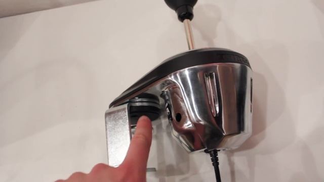 ОБЗОР и сравнение ТОПОВЫХ игровых рулей Logitech G27 и Thrustmaster T300 Alcantara Edition, смотреть онлайн