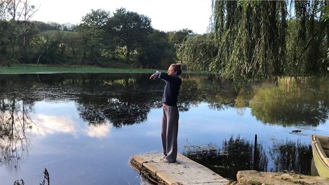 10 minute Qigong Evening Routine (Follow Along) - Qigong To Relax the Body and Mind смотреть онлайн