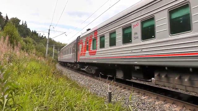 ЭП2К-297 с пассажирским поездом №070Ч Москва - Чита. смотреть онлайн