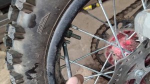 Натяжка спиц на новом мотоцикле.