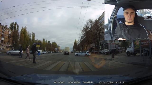 Занятие №1. Ни разу не сидела за рулём. Хотела на автодром, а проехали пол города =) смотреть онлайн