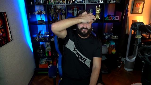 ЛУЧШИЙ ФОРВАРД В ФИФА 22 смотреть онлайн