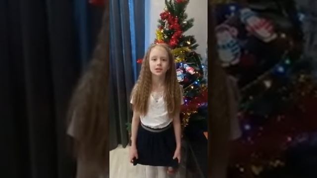 Стихотворение Николая Рубцова «Первый снег» - Комиссарова Виктория #стихирубцова смотреть онлайн