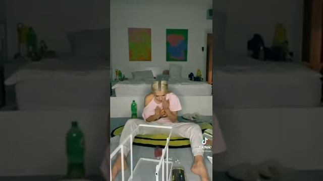 А чем вы занимаетесь в 4 утра? 😂 смотреть онлайн