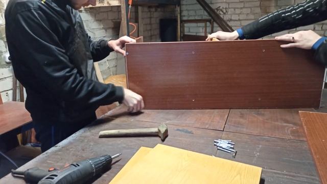 Тумба под инструмент из старого шкафа | DIY | смотреть онлайн