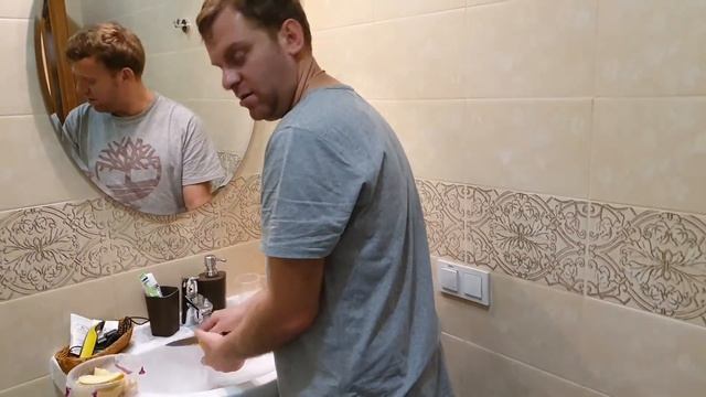 Пришла Юля..отдал подарок смотреть онлайн