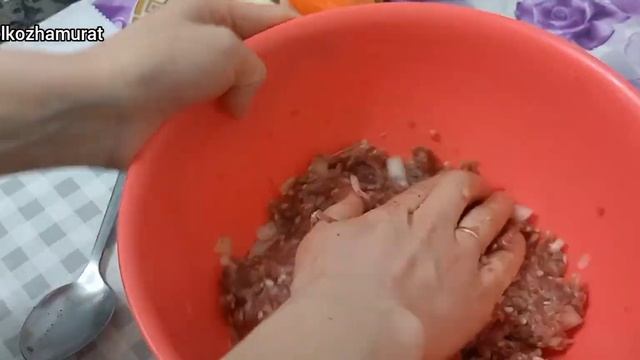 ЗАМОРОЗКА КАПУСТЫ. Как правильно заморозить капусту? ГОЛУБЦЫ ИЗ КАПУСТЫ. САМЫЙ ВКУСНЫЙ УЖИН смотреть онлайн