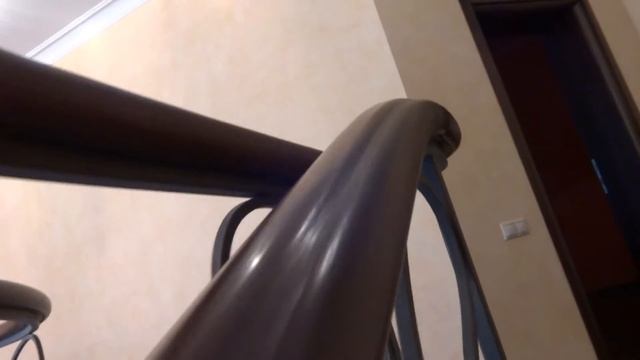 Поручень на винтовую лестницу.