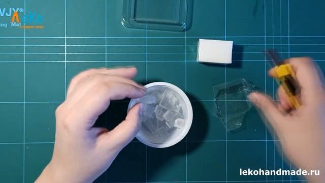 Мыло своими руками, да еще и с картинкой.