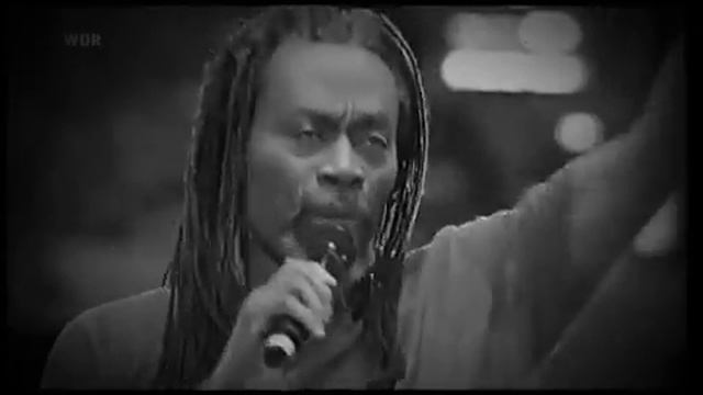 У мужчины офигенный голос. смотреть онлайн