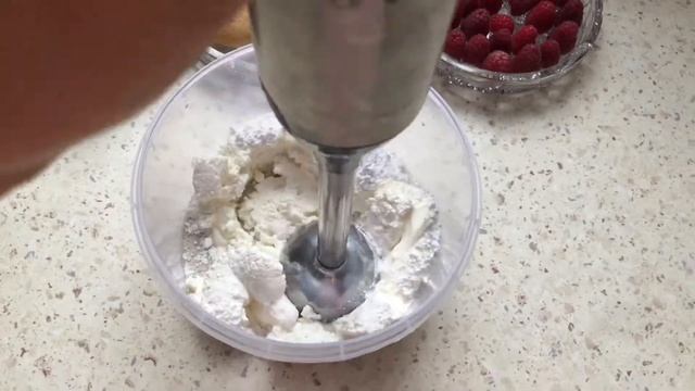 Творожный десерт с малиной смотреть онлайн