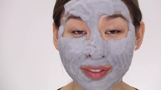 Carbonated Bubble Clay Mask Review - TINA TRIES IT смотреть онлайн
