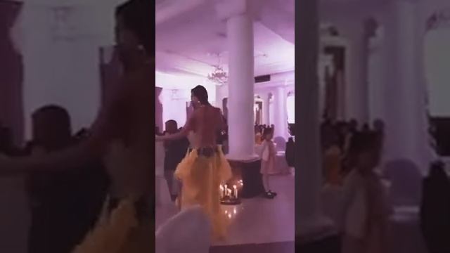 Танец живота на свадьбе «Айбек Айдай» смотреть онлайн