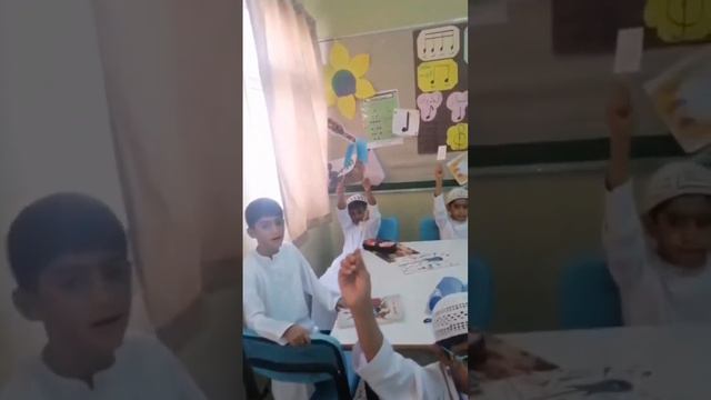 قامت دكتوره منال حسن بإستخدام التعلم الذاتي وبعض الاستراتيجيات الحديثة داخل الحصه смотреть онлайн