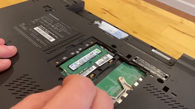 Upgrading The Thinkpad T510 For 2020! SSD + Max RAM