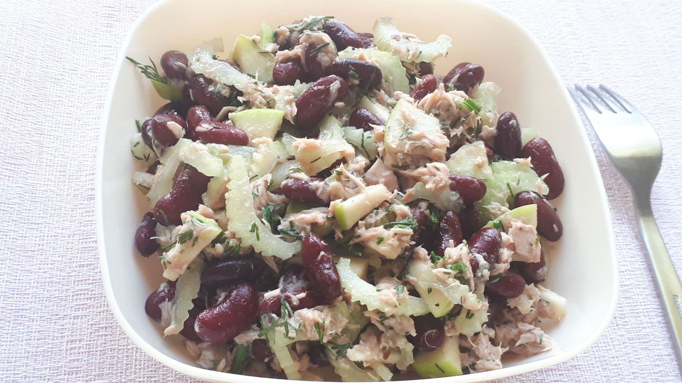 Простые и вкусные Салаты на Праздничный стол. Салат с фасолью. Салат с тунцом. Легкие Салаты. смотреть онлайн