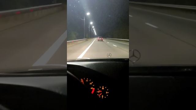Mercedes Benz w140 s500. Старичек еще может смотреть онлайн