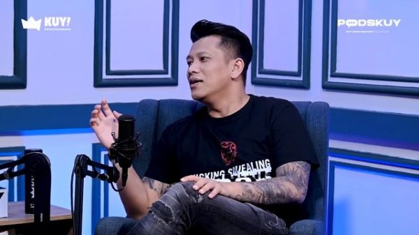 BORIS SALTING DI DEPAN YOLLA YULIANA !!