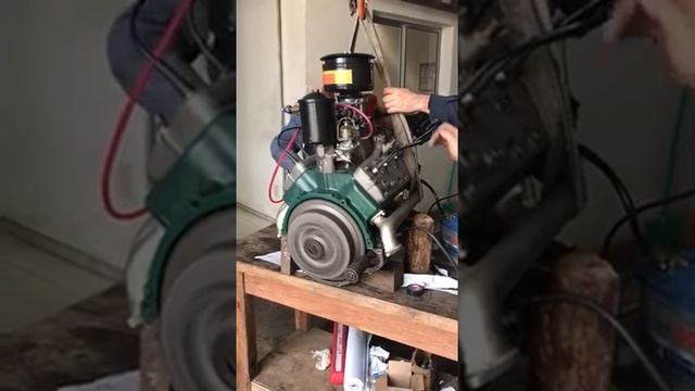 Motor V8 Simca Regence смотреть онлайн
