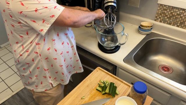 How to make a Greek Gyro Sandwich at home - SUPER EASY смотреть онлайн