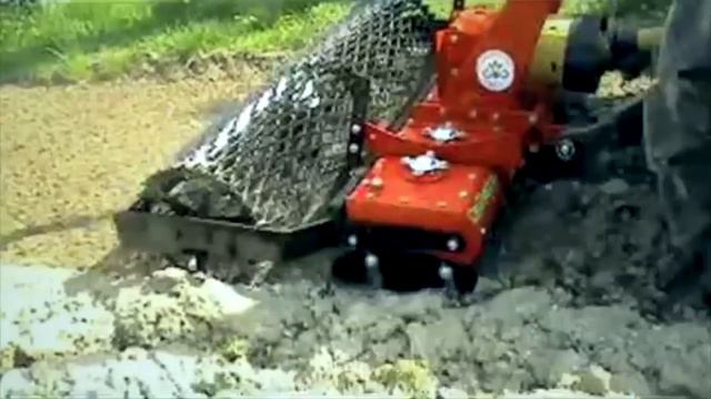 Доминатор на минитракторе KIOTI смотреть онлайн