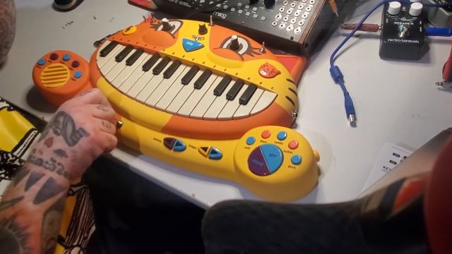MeowsicK MK2 смотреть онлайн