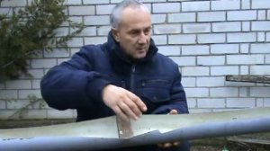 КОРМУШКА  ДЛЯ  КУР  2