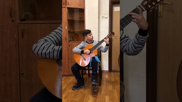 Михайловский Елисей, Волгоград, 10 лет, Ю.Могилюк «Испанское болеро» смотреть онлайн