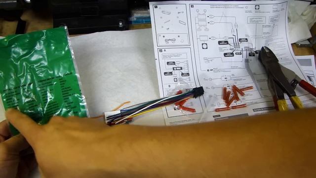 Toyota Tacoma Stereo Install with Bluetooth - 2005 to 2011 смотреть онлайн