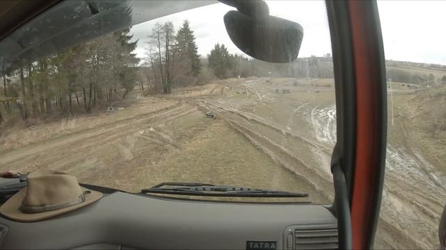 Sbírání & Vyvážení Dřeva Z Lesa | TATRA PHOENIX 8X8