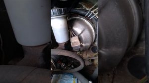 Для владельцев Газель 3302 ,поставил вакуум от Жигули на сцепление.