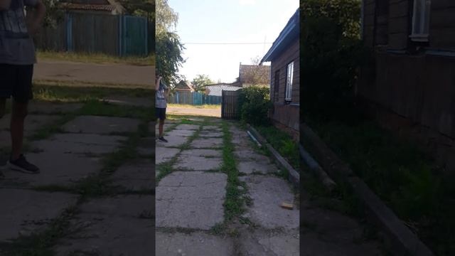 первая часть как заезжает Бетономешалка и загружают бит смотреть онлайн