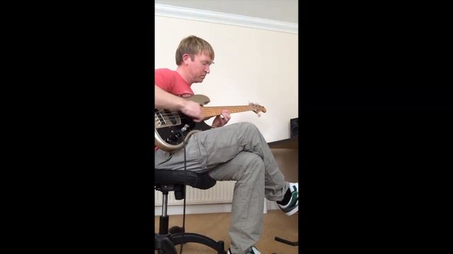 Funkmangee testing Fender Marcus Miller Jazz bass... смотреть онлайн