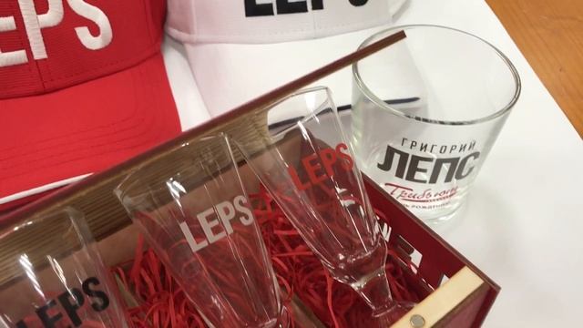 Коробки по индивидуальному дизайну смотреть онлайн