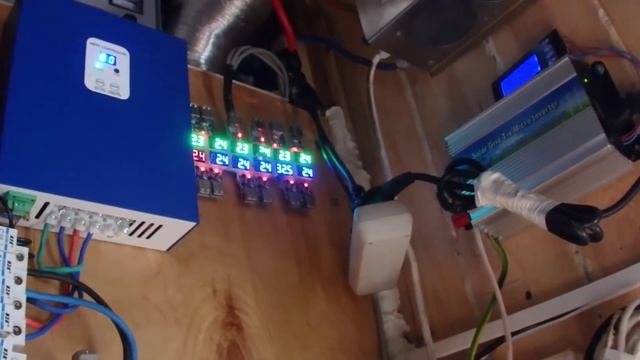 Связка MPPT контроллера и MPPT сетевого инвертора + конденсатор 35В 150000 мФ