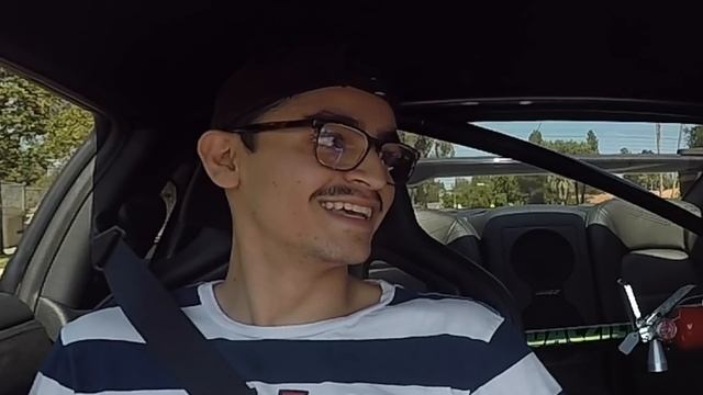 Picking Up TAXI Riders In A 1000HP GTR! смотреть онлайн