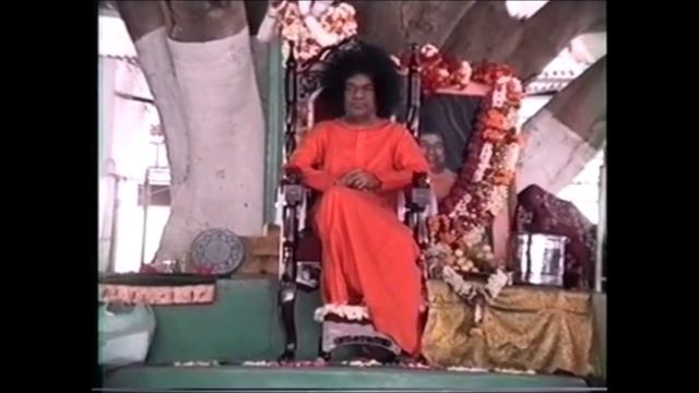 7 июля 1990 года. Гуру Пурнима. Бхаджаны в присутствии Свами смотреть онлайн