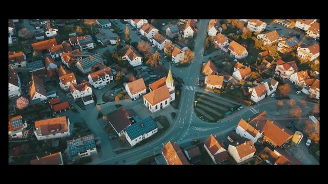 4K Drone Footage - Bird's Eye View Hertmannsweiler, Winnenden Germany смотреть онлайн