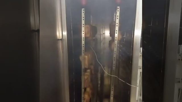 Сало горячего копчения в коптильне МОСКИТ! #сало #горячеекопчение #копчение #коптильнямоскит смотреть онлайн