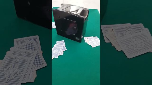 The Dealer - Card shuffling and dealing machine смотреть онлайн