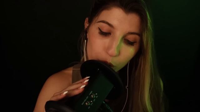 Ear Eating, Lipping, Licking & Unintelligible Whispers (ASMR for Tingle Immunity) смотреть онлайн
