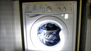 My Indesit ecotime IWC71252W washing machine, rinse and final spin (1200rpm). (sold)